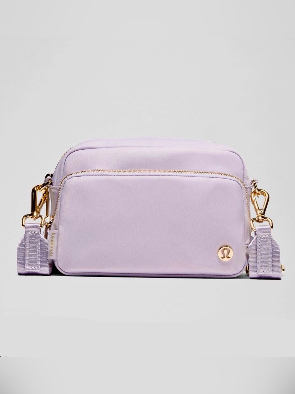 Lululemon Everywhere Crossbody Bag 2L. Faint Lavender/Gold Metal Hardware. NWOT!
